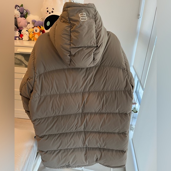 ARITZIA Super Puff Mid XL Modern Taupe - Picture 5 of 5